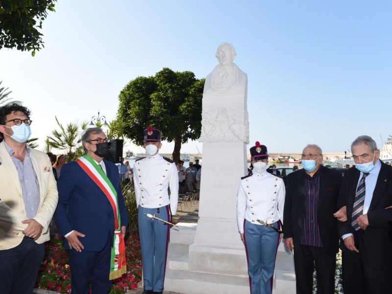 Inaugurata stele in onore di Giuseppe Saverio POLI