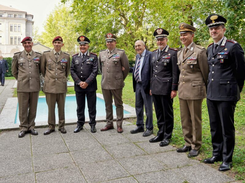 Medaglia di Argento al valore dell’Esercito Bandiera di Guerra del 1° Reggimento Trasmissioni